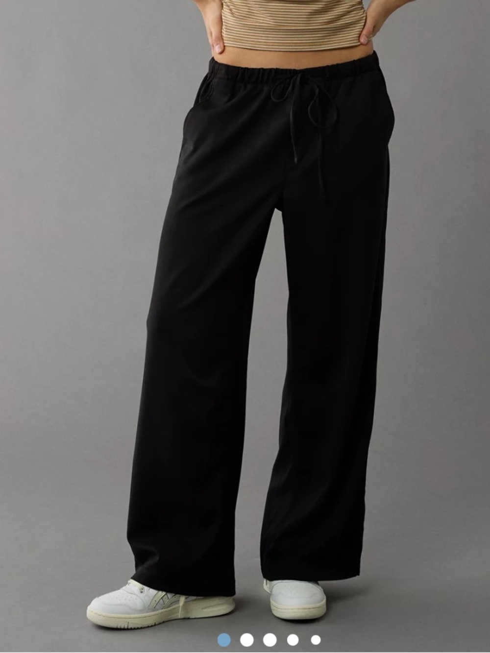 ❤️‍🩹 American Eagle Low Rise Poppy Trouser Black Small